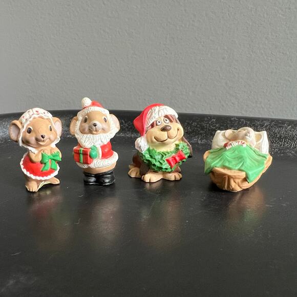 Lot of 4 Vintage 1986 Hallmark Merry Miniatures: Mr Mrs Mouse, Dog, Sleeping - Picture 1 of 11